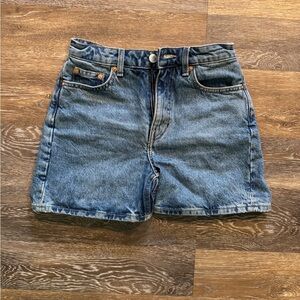 Weekday Eya Denim Short size 25